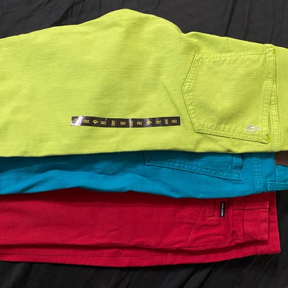 Quicksilver+Volcom🎉🎉🎉🎉🎉🎉🎉 - Picture 5 of 8